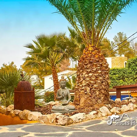 Charma With Private Pool And Air Conditioning Close To Sitges In Peaceful Location *