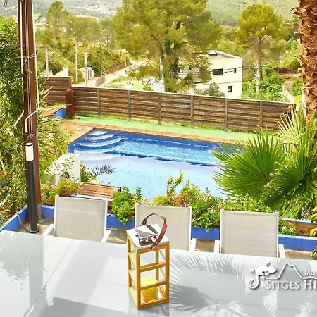 Villa Charma With Private Pool And Air Conditioning Close To Sitges In Peaceful Location Olivella